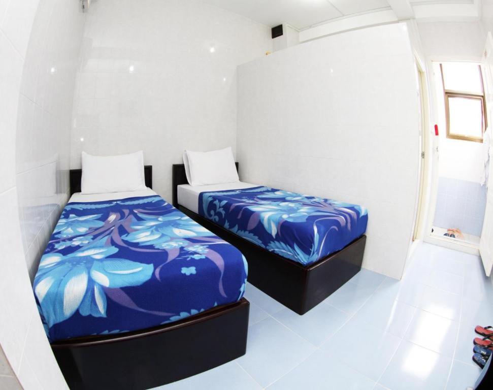 Penguin Hotel Кавтаунг Екстер'єр фото